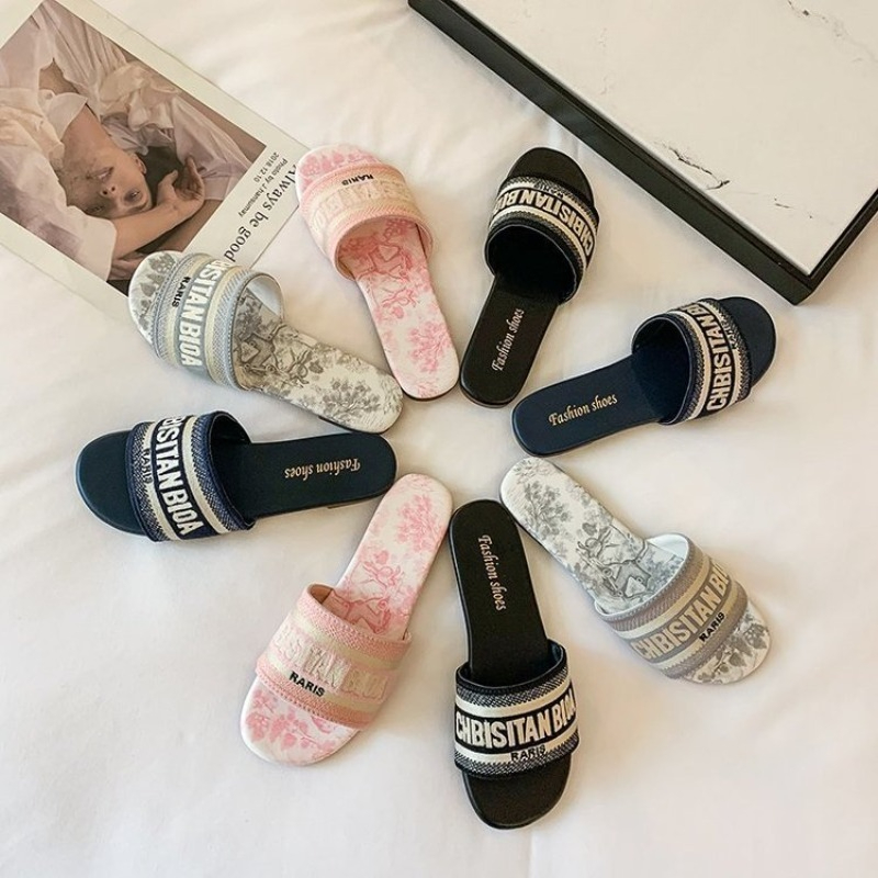 Women's Fashion Flat Slippers  - Summer Quotes review and price